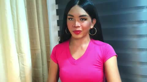 _karie_ online show from November 10, 2025, 12:26 pm