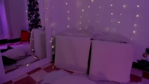 Snapshot of _karine01 chatting on December 23, 2025, 2:42 am _karine01 online show from December 23, 2025, 2:42 am