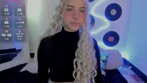 Snapshot of _karine01 chatting on March 1, 2026, 1:51 am _karine01 online show from March 1, 2026, 1:51 am