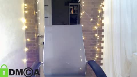 Snapshot of _karolina chatting on January 19, 2026, 4:33 pm karolina online show from January 19, 2026, 4:33 pm