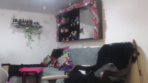 Cata  online show from December 14, 2025, 3:01 am