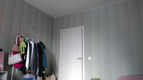 Snapshot of _katemiller_ chatting on March 6, 2025, 4:30 am katemiller online show from March 6, 2025, 4:30 am