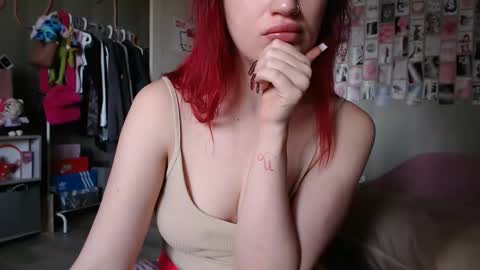 Snapshot of _katemiller_ chatting on October 15, 2025, 5:07 am katemiller online show from October 15, 2025, 5:07 am