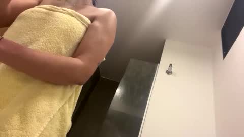 kathy online show from October 7, 2025, 12:02 pm