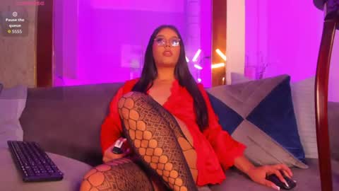 _katty_grey_ online show from June 27, 2026, 8:14 pm