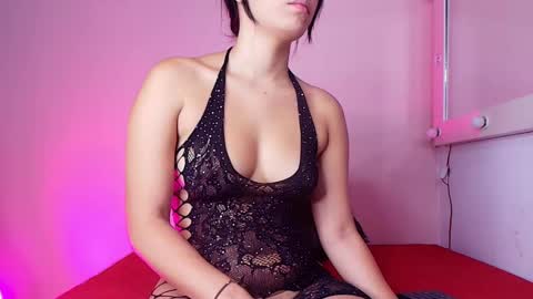 Kendall online show from September 26, 2025, 11:58 am