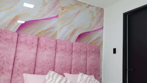 Kendall online show from February 26, 2026, 11:53 am