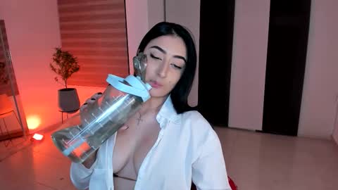 Snapshot of _kennya chatting on November 23, 2025, 12:43 am Kendra online show from November 23, 2025, 12:43 am