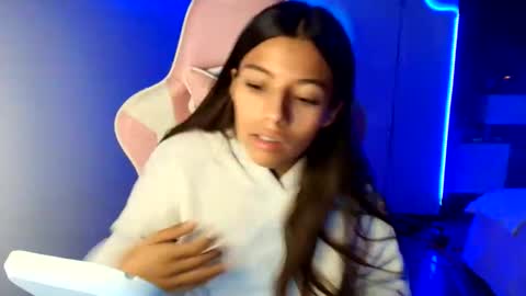 khloe sweet online show from May 26, 2026, 11:01 pm