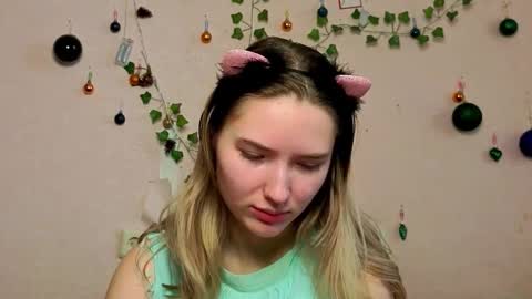 Snapshot of _kikiclark_ chatting on February 14, 2026, 9:17 am _kikiclark_ online show from February 14, 2026, 9:17 am