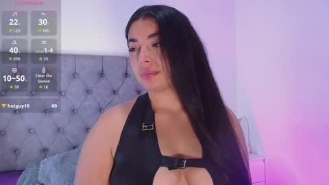 _kimtorres_ online show from October 9, 2025, 1:14 am