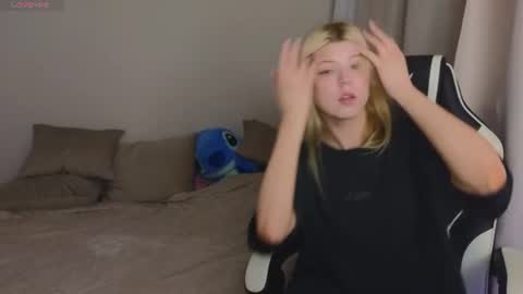 Molly   Emily online show from July 11, 2026, 8:22 pm