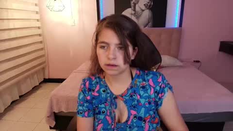 Snapshot of _kitten_1 chatting on February 10, 2025, 4:14 pm _kitten_1 online show from February 10, 2025, 4:14 pm