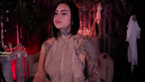   online show from October 14, 2025, 8:20 pm