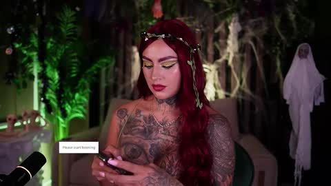   online show from October 17, 2025, 10:12 pm