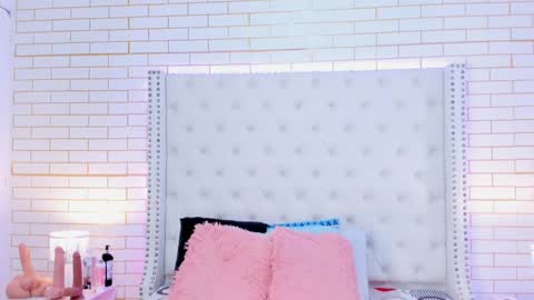 Snapshot of _krystal_cambell chatting on February 17, 2026, 8:04 pm _krystal_cambell online show from February 17, 2026, 8:04 pm