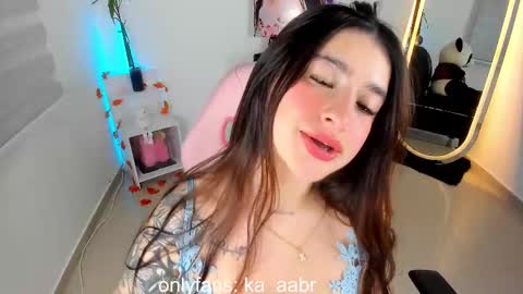 Kylie online show from February 25, 2025, 3:42 am