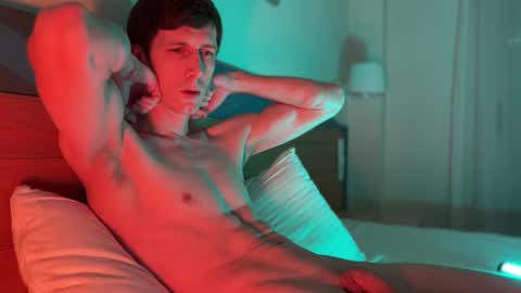 Snapshot of _l0l_ chatting on February 19, 2025, 8:01 am T-1000 online show from February 19, 2025, 8:01 am