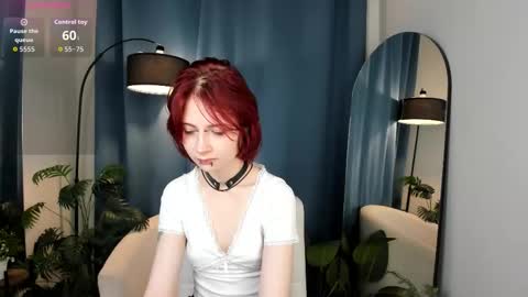 _l_o_r_r_y_ online show from November 23, 2025, 1:55 pm