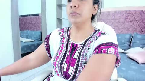 NAILHA SAJANI  online show from March 6, 2025, 11:47 am