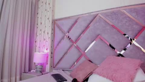Snapshot of _lanna_jhonson_ chatting on December 18, 2024, 10:02 pm Lanna online show from December 18, 2024, 10:02 pm
