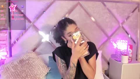 Snapshot of _lanna_jhonson_ chatting on September 24, 2025, 3:54 am Lanna online show from September 24, 2025, 3:54 am