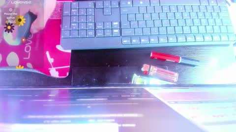 Snapshot of _lara1 chatting on November 15, 2025, 7:21 pm paulina online show from November 15, 2025, 7:21 pm