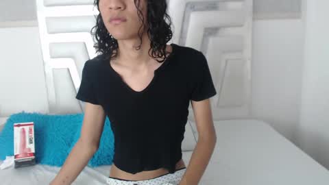 Snapshot of _lexx1e chatting on December 28, 2024, 1:49 pm _lexx1e online show from December 28, 2024, 1:49 pm