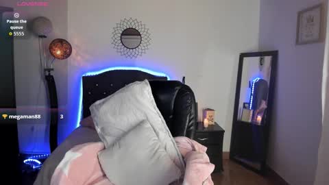 Snapshot of _lia_baby chatting on December 16, 2025, 2:33 pm Lia online show from December 16, 2025, 2:33 pm