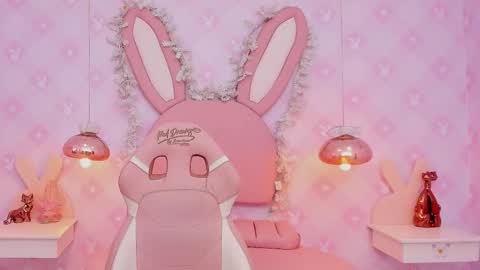  Lia Swan  online show from November 4, 2025, 3:49 am