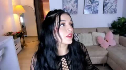 Snapshot of _lina7 chatting on July 17, 2026, 2:18 am Lina. online show from July 17, 2026, 2:18 am