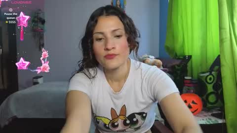 Snapshot of _lindasy_ chatting on October 15, 2025, 3:45 pm Lindasy online show from October 15, 2025, 3:45 pm
