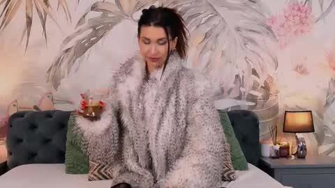 Snapshot of _lisa_sunny chatting on December 1, 2025, 6:02 pm Lisa online show from December 1, 2025, 6:02 pm