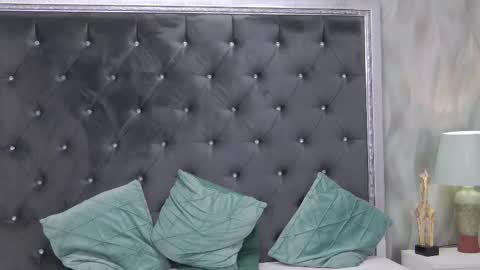 Snapshot of _lissa_ann_ chatting on February 19, 2026, 4:30 am Lisa online show from February 19, 2026, 4:30 am