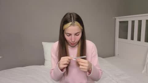 Emma online show from November 23, 2025, 9:20 am