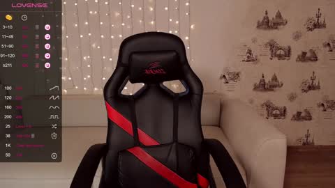 Snapshot of _little_sunshine_ chatting on December 16, 2024, 7:04 am My name is lina Lush is activePrivate is Open online show from December 16, 2024, 7:04 am