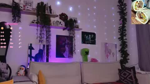 Snapshot of _lollyshy_ chatting on January 14, 2026, 9:48 am Lolly online show from January 14, 2026, 9:48 am