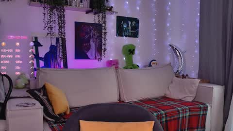 Snapshot of _lollyshy_ chatting on February 4, 2026, 9:37 am Lolly online show from February 4, 2026, 9:37 am