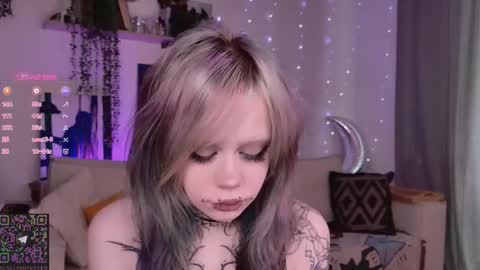 Snapshot of _lollyshy_ chatting on February 19, 2026, 7:59 am Lolly online show from February 19, 2026, 7:59 am