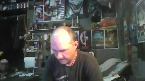 That guy online show from November 9, 2025, 10:30 pm