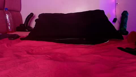 Snapshot of _lorrayne_ chatting on January 8, 2025, 5:59 pm Lorrayne online show from January 8, 2025, 5:59 pm