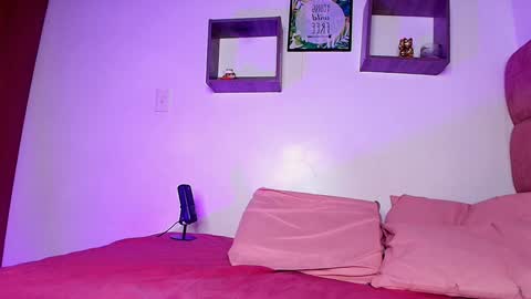 Snapshot of _lorrayne_ chatting on January 29, 2025, 11:51 am Lorrayne online show from January 29, 2025, 11:51 am