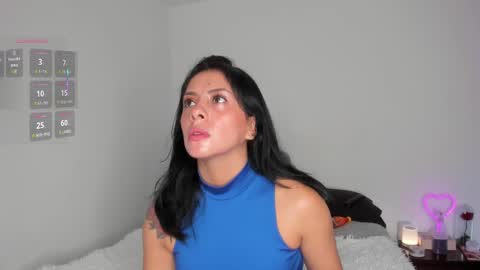 Snapshot of _lucianapalmer chatting on September 16, 2025, 12:06 pm online show from September 16, 2025, 12:06 pm