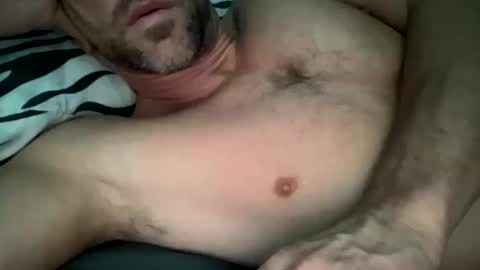 _lululeo_ online show from October 13, 2025, 6:08 pm