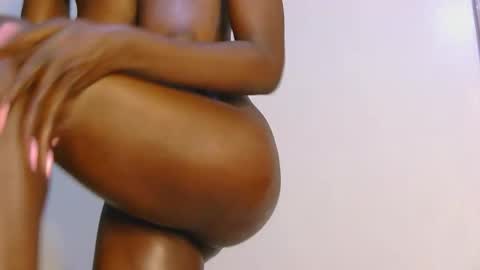 Luna online show from November 30, 2025, 10:19 am