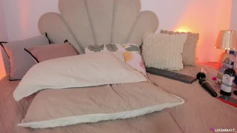 _luuciana_ online show from May 16, 2026, 10:36 am