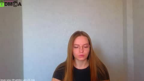 Snapshot of _lysafeta_ chatting on March 18, 2026, 5:10 am Welcome guys Pleasure to see you all here My name is Lysafeta and MichaelaTip menu is active Private is open online show from March 18, 2026, 5:10 am
