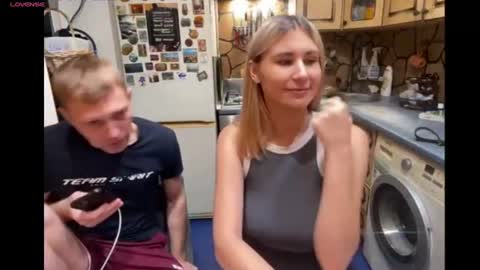 _magic_kis online show from June 19, 2026, 4:55 pm