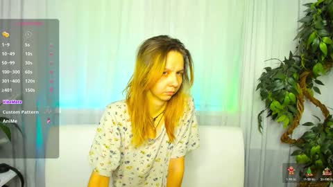 Scarlett online show from November 1, 2025, 10:50 am