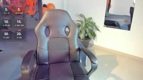 Snapshot of _maria_foxx_ chatting on October 17, 2025, 8:44 pm Maria online show from October 17, 2025, 8:44 pm